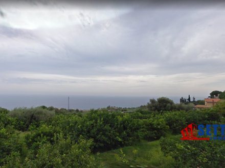 Terreno panoramico sito in Santa Teresa di Riva